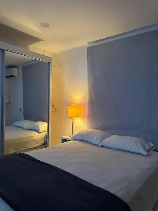 The Almas Apartment Willemstad
